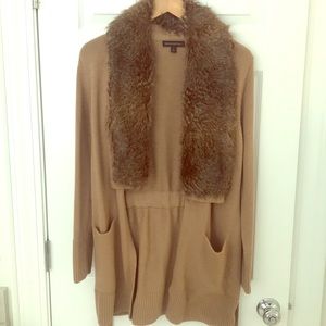 Cardigan with fur